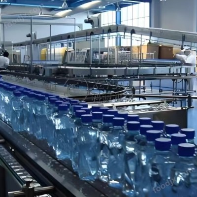 小型瓶装水灌装生产线设备