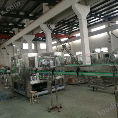 全自动多功能真空吸盖醋类灌装生产线