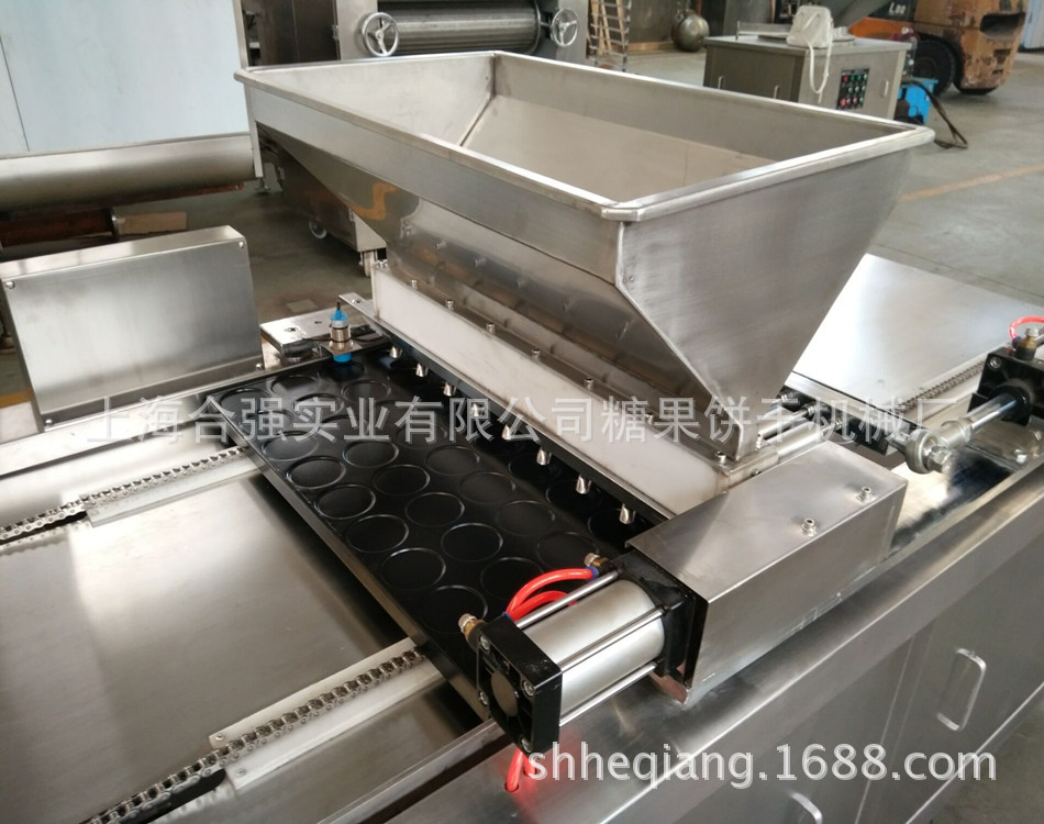 双头蛋糕成型料斗
