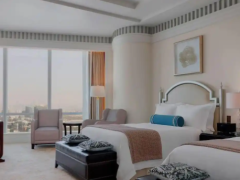 全球酒店,正在满世界寻找“人多”的地方